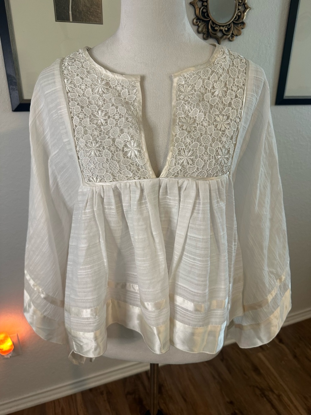 NWT Bebe Cotton & Silk White Bohemian Flow Top